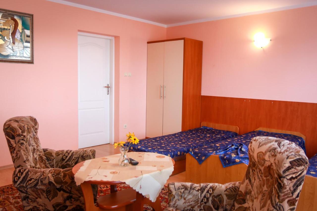 Przystan Apartment Kolobrzeg Ngoại thất bức ảnh